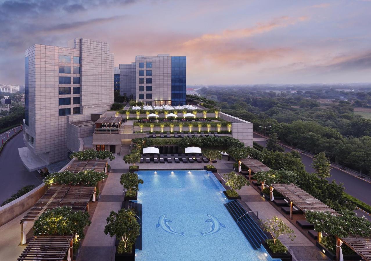 The Leela Ambience Gurugram Hotel & Residences - The Luxury Urban Sanctuary Gurgaon Eksteriør bilde The Park, New Delhi