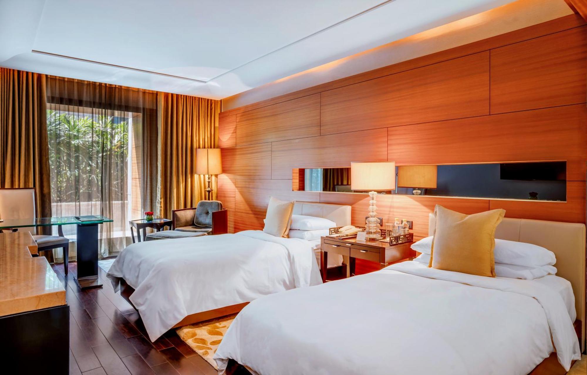 The Leela Ambience Gurugram Hotel & Residences - The Luxury Urban Sanctuary Gurgaon Eksteriør bilde Deluxe Room