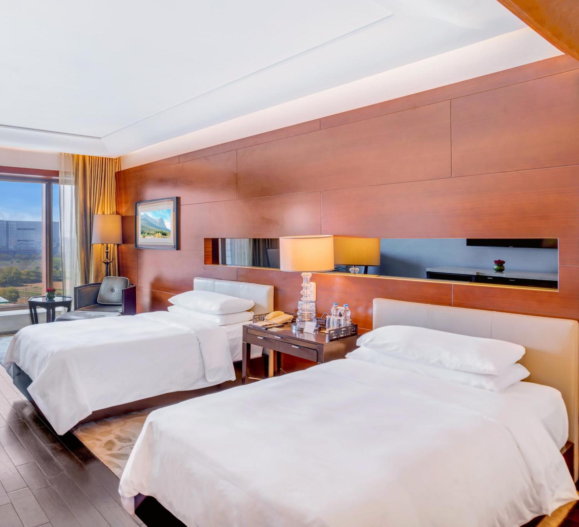 The Leela Ambience Gurugram Hotel & Residences - The Luxury Urban Sanctuary Gurgaon Eksteriør bilde Deluxe Room